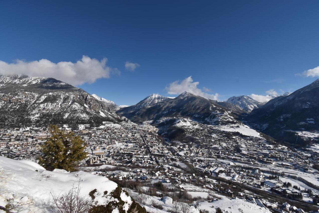 Chalet Serre Chevalier Avec Vue Exceptionnelle Пюи-Сен-Пьер Экстерьер фото